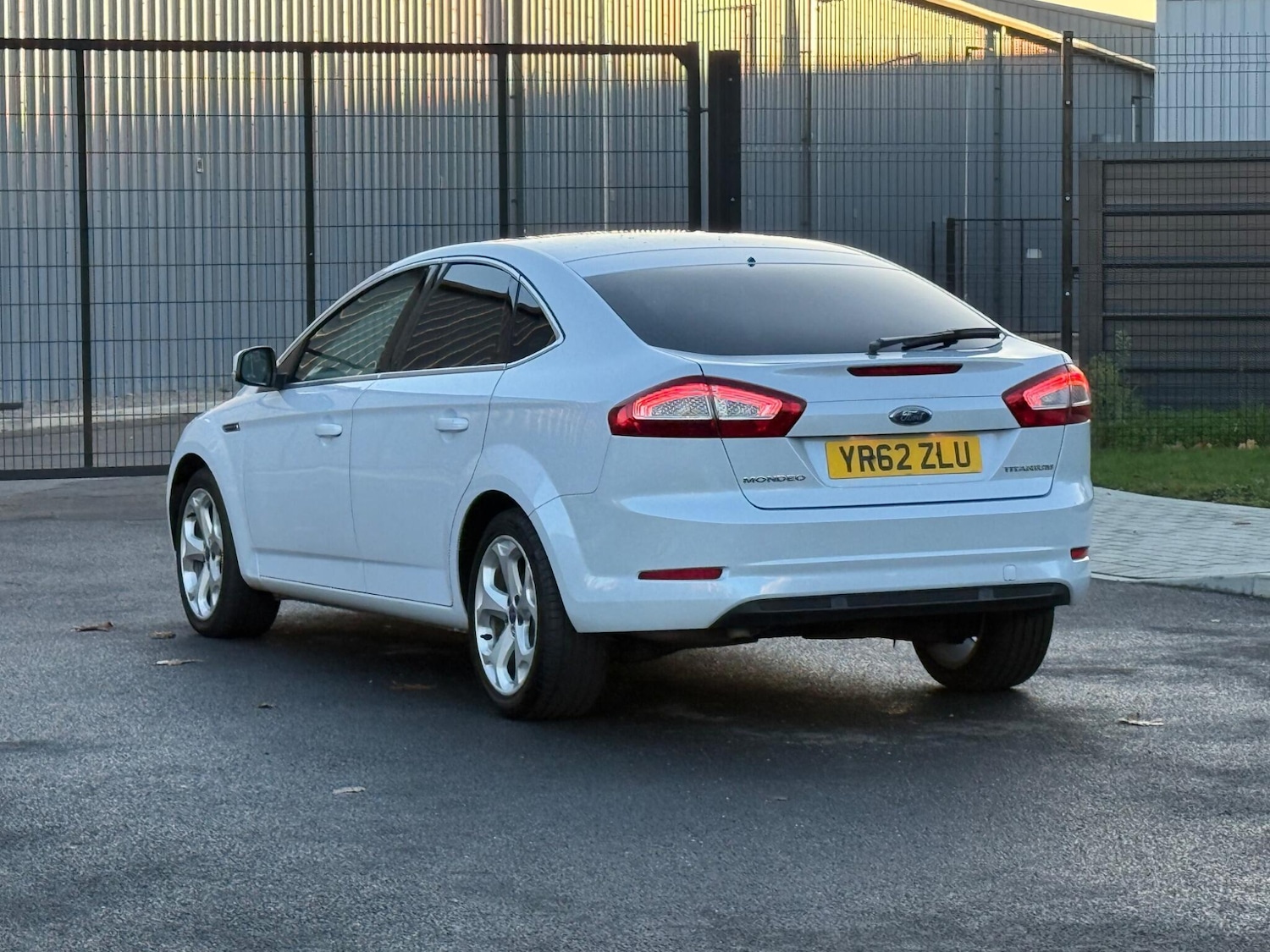 Used Ford Mondeo 2012 for sale - 76727865: Photo 4