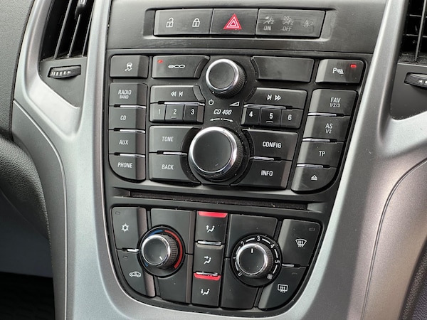 Used Vauxhall Astra 2015 for sale - 75551828: Photo 19