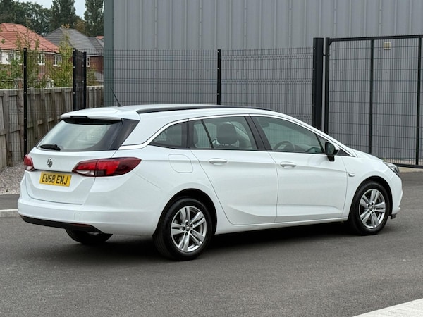 Used Vauxhall Astra 2018 for sale - 75622745: Photo 19