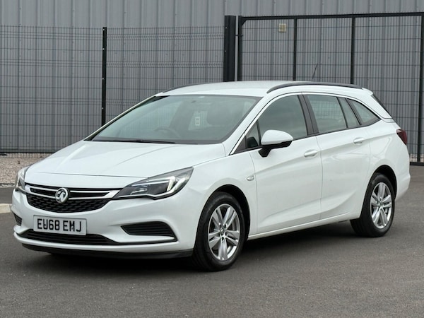 Used Vauxhall Astra 2018 for sale - 75622745: Photo 1
