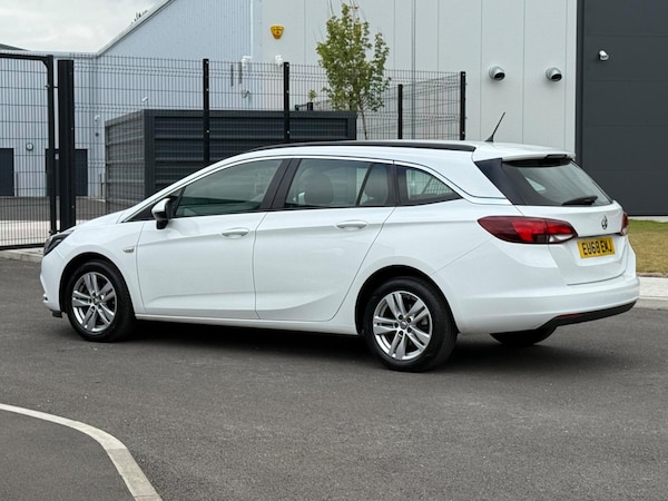 Used Vauxhall Astra 2018 for sale - 75622745: Photo 29