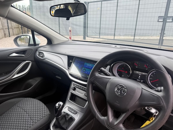 Used Vauxhall Astra 2018 for sale - 75622745: Photo 39