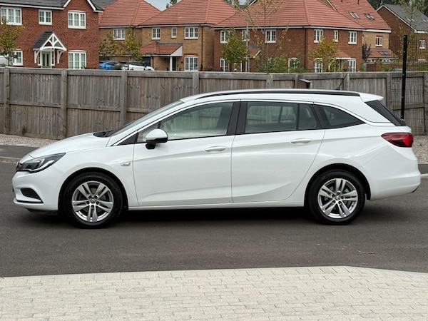 Used Vauxhall Astra 2018 for sale - 75622745: Photo 3