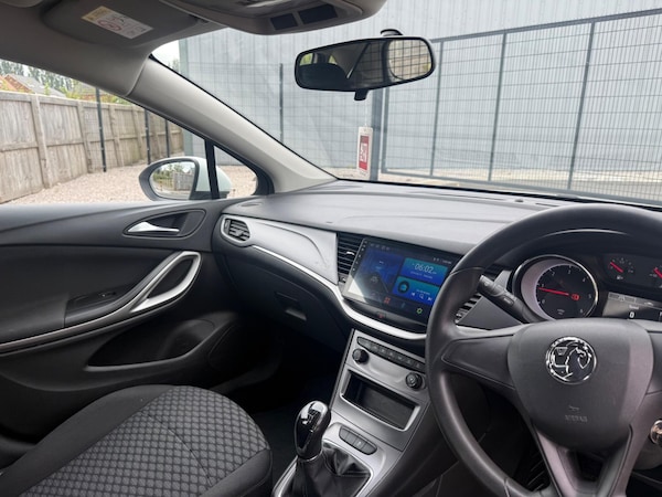 Used Vauxhall Astra 2018 for sale - 75622745: Photo 41