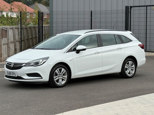 Used Vauxhall Astra 2018 for sale - 75622745: Photo 5