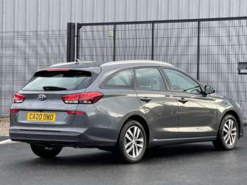 2020 (20) - 1.6 CRDi SE Nav Tourer Euro 6 (s/s) 5dr