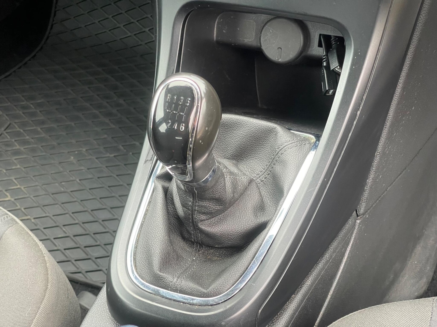 Used Vauxhall Astra 2013 for sale - 76667372: Photo 15