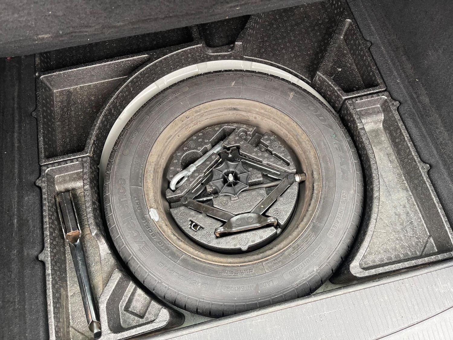 Used Vauxhall Astra 2013 for sale - 76667372: Photo 26