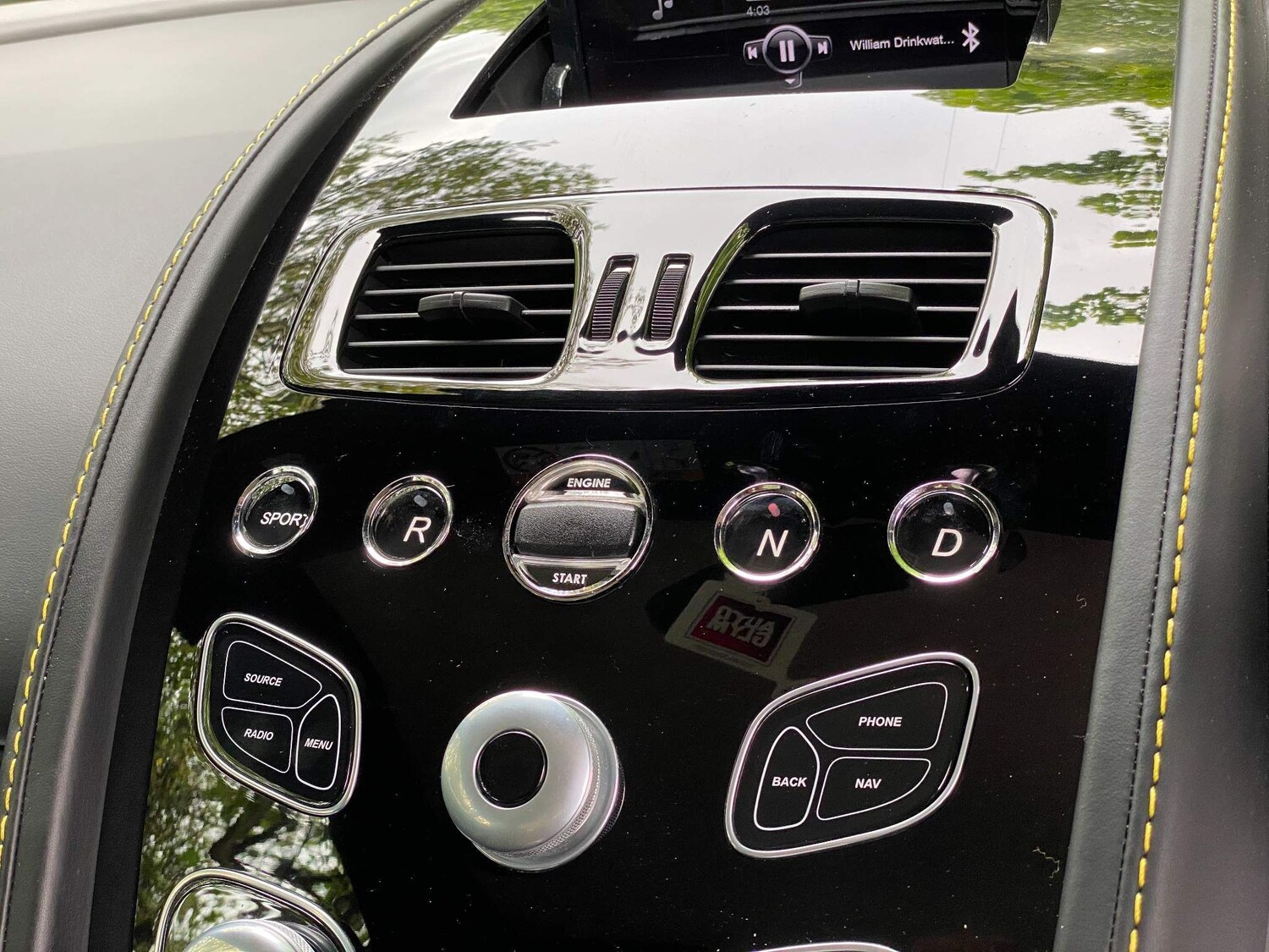 Used Aston Martin Vantage 2015 for sale - 76071726: Photo 40