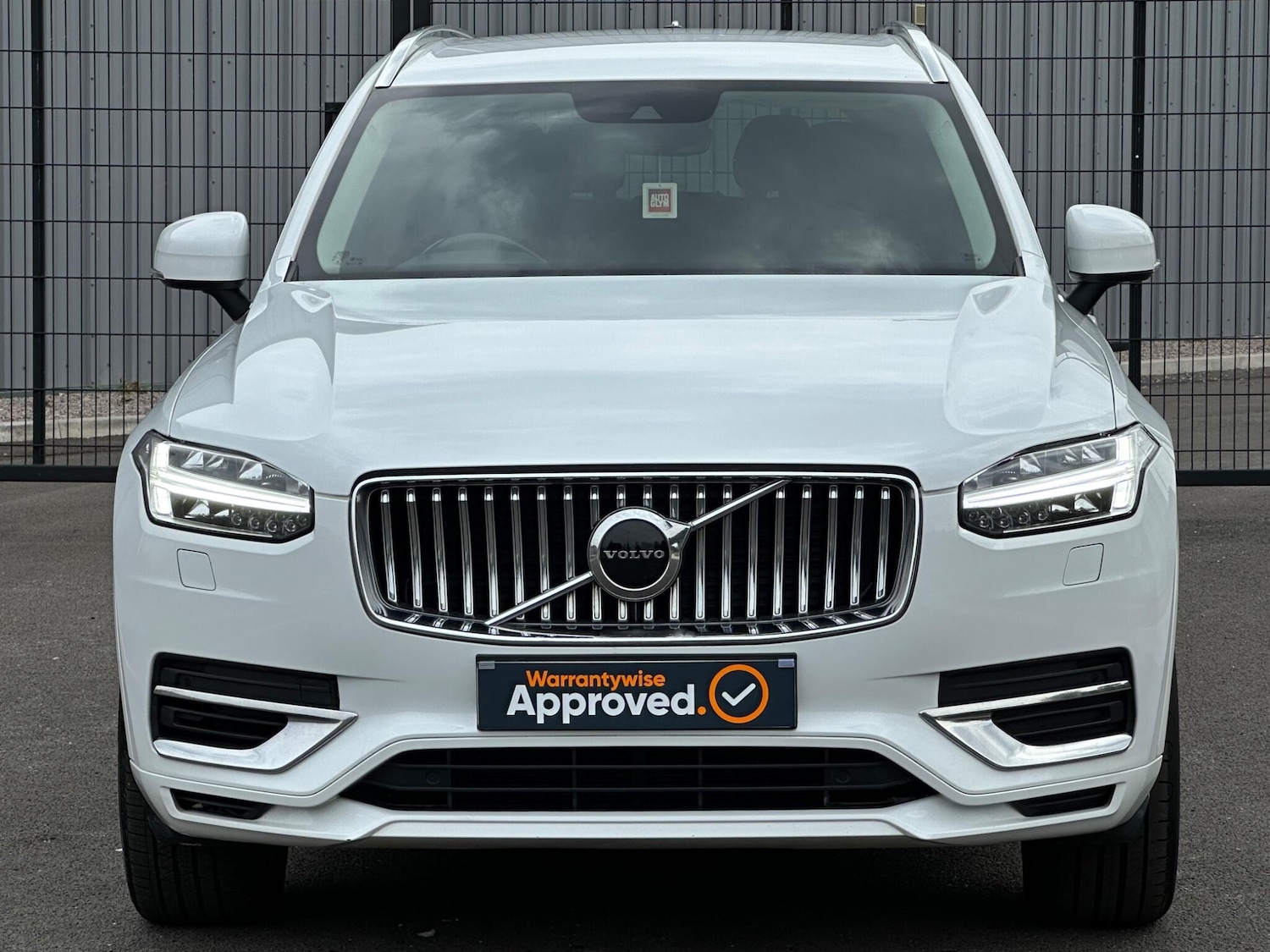 Used Volvo XC90 2018 for sale - 76573565: Photo 2