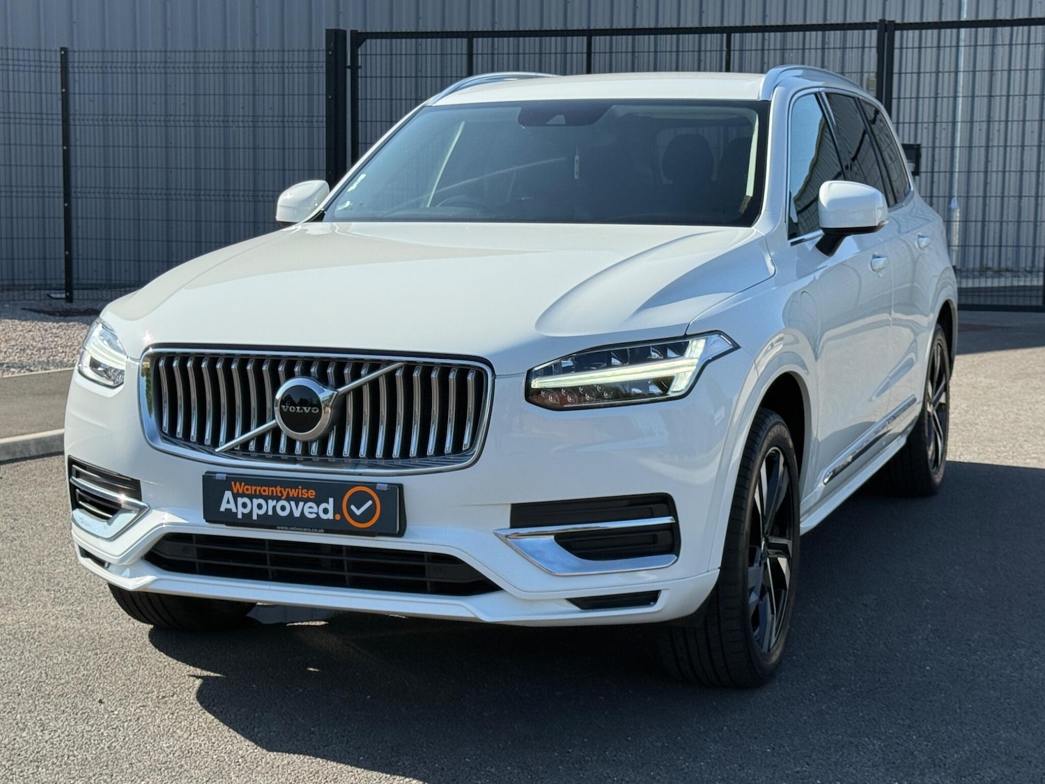 Used Volvo XC90 2018 for sale - 76573565: Photo 3