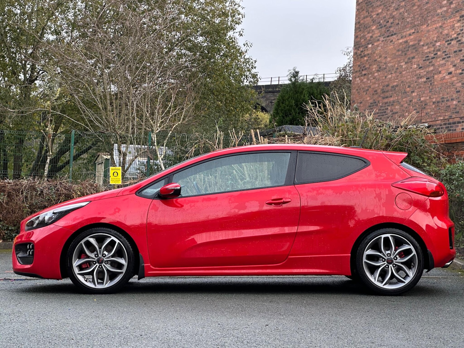 Used Kia Pro Ceed 2015 for sale - 76667363: Photo 5