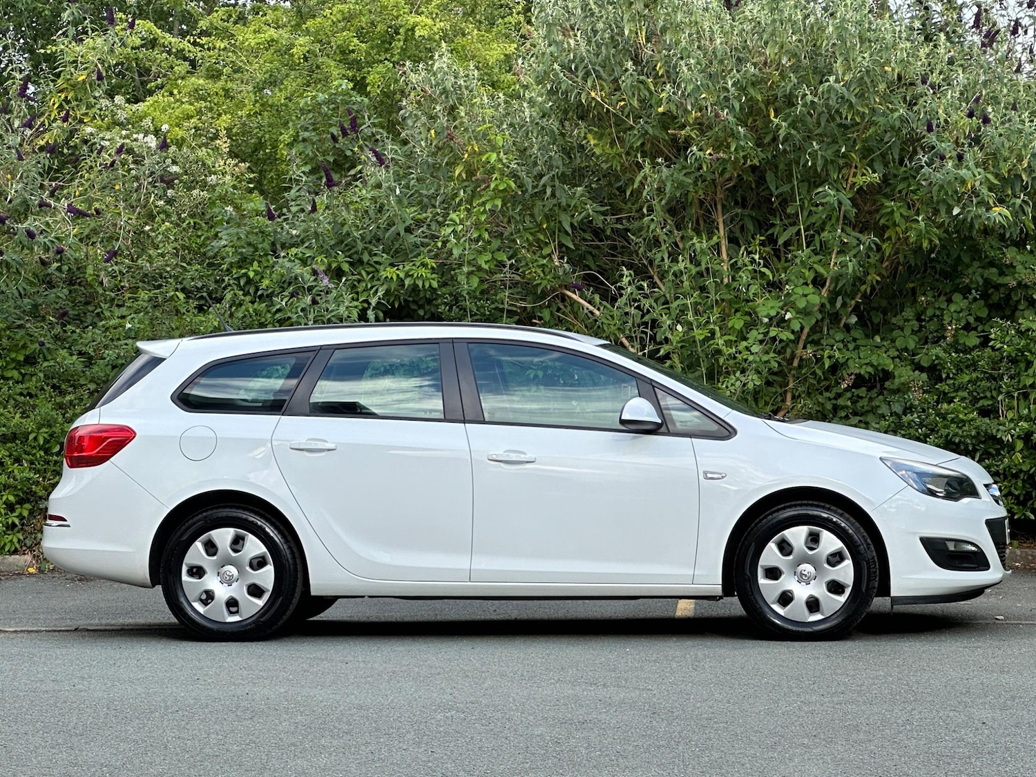 Used Vauxhall Astra 2014 for sale - 76539606: Photo 5