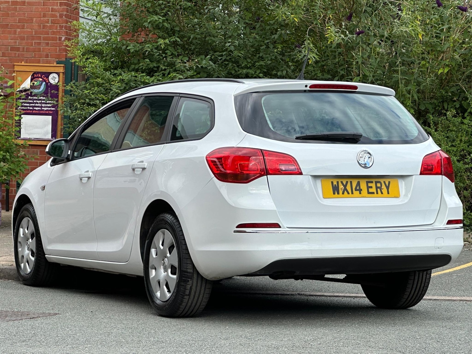 Used Vauxhall Astra 2014 for sale - 76539606: Photo 8