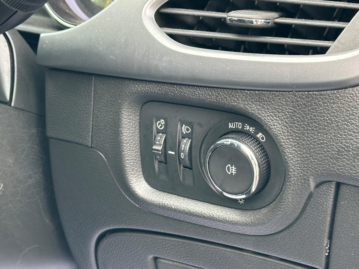 Used Vauxhall Astra 2019 for sale - 75866759: Photo 20