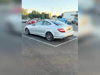 Used Mercedes-Benz C Class 2014 for sale - 79513244: Photo