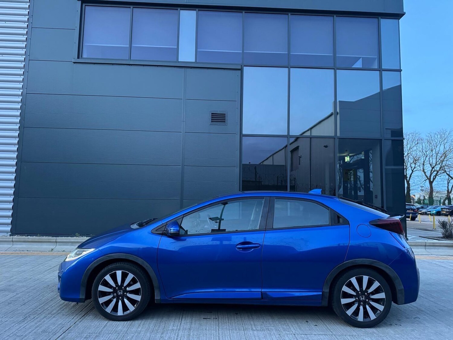 Used Honda Civic for sale - 77957477: Photo 3