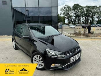 Used Volkswagen Polo 2015 for sale - 79636128: Photo