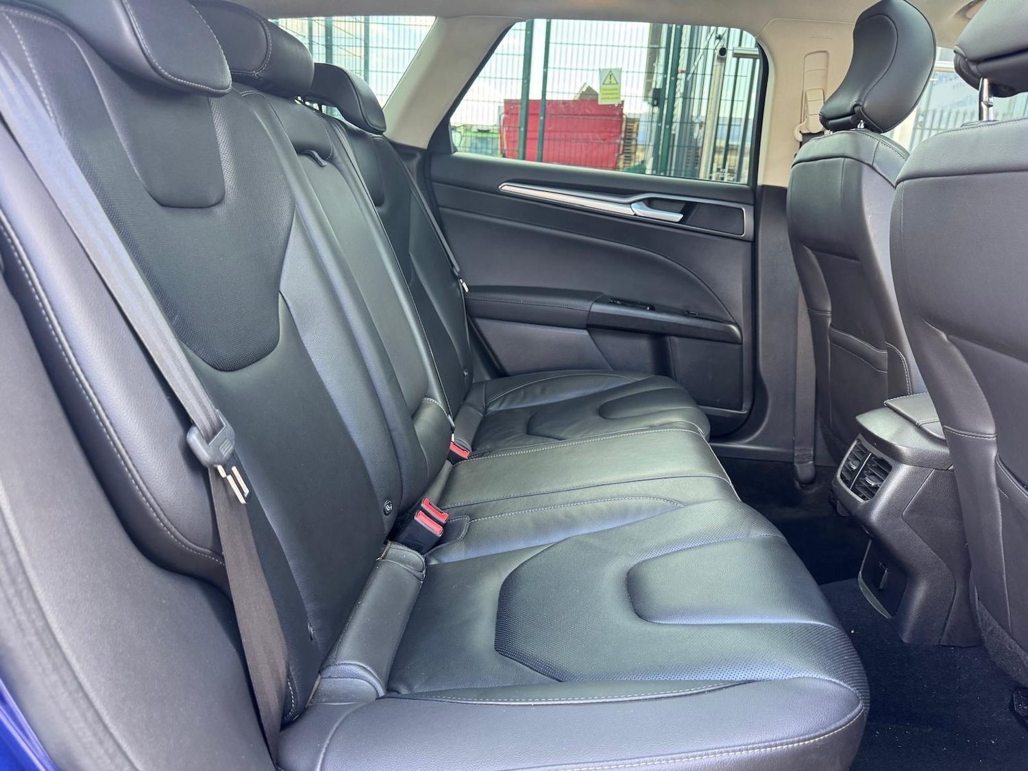 Used Ford Mondeo 2015 for sale - 78116030: Photo 25