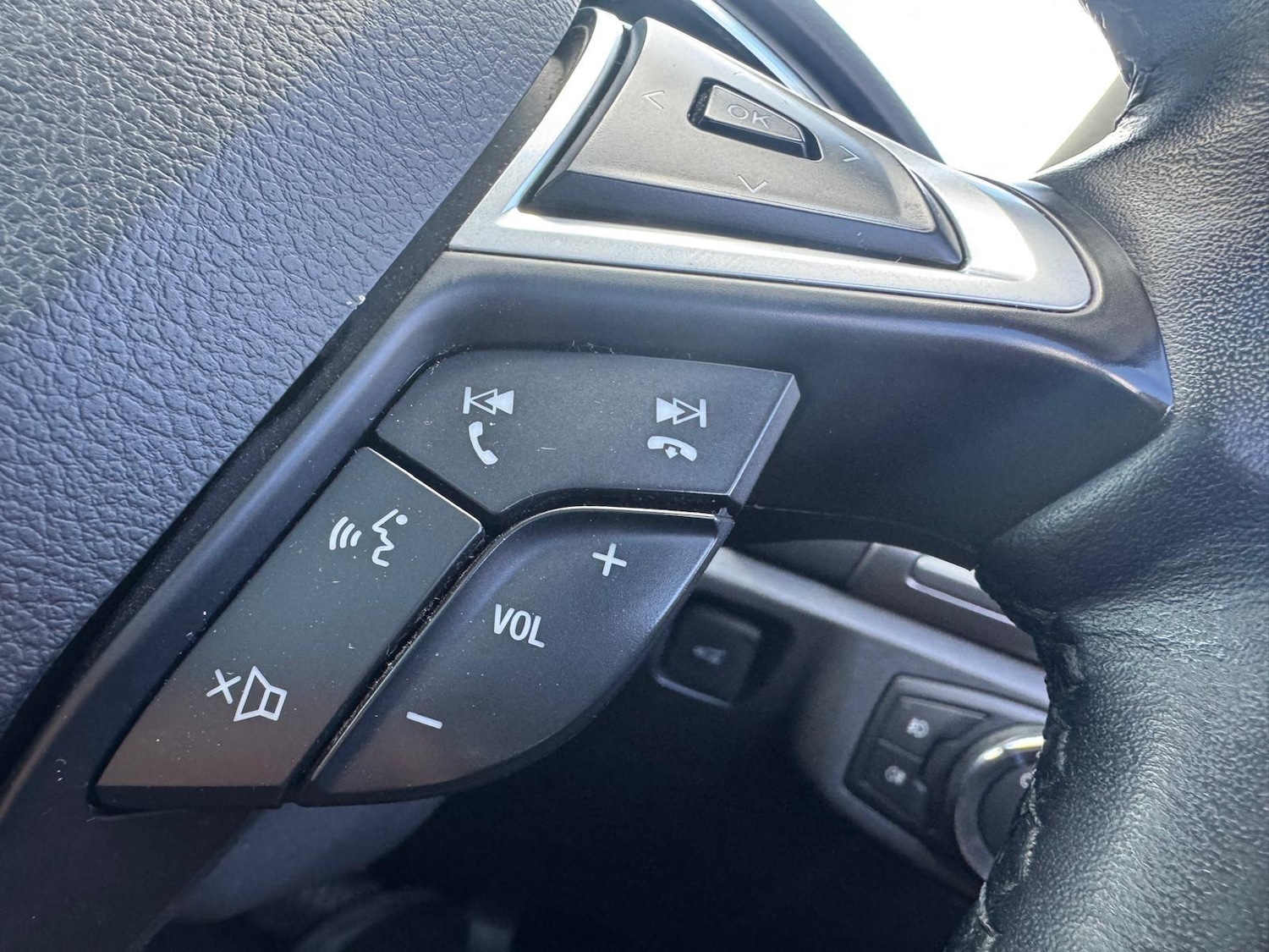 Used Ford Mondeo 2015 for sale - 78116030: Photo 30