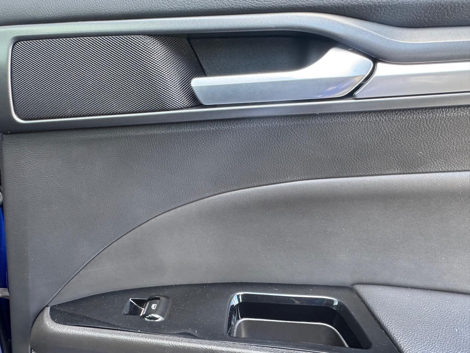 Used Ford Mondeo 2015 for sale - 78116030: Photo 31