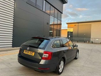 Used Skoda Octavia 2020 for sale - 79262335: Photo