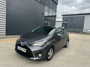 Used Toyota Yaris 2016 for sale - 79262330: Photo