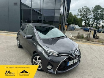 Used Toyota Yaris 2016 for sale - 78649021: Photo