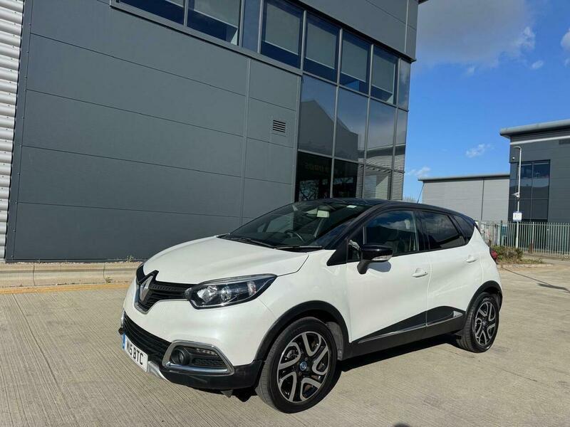 Used Renault Captur 2017 for sale - 78058594: Photo 2