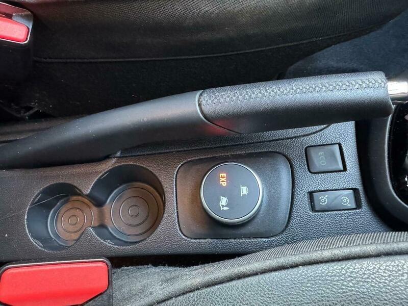 Used Renault Captur 2017 for sale - 78058594: Photo 31