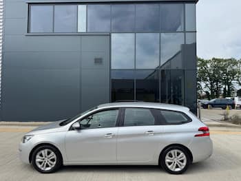 Used Peugeot 308 2016 for sale - 79636119: Photo