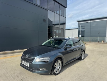 Used Skoda Superb 2017 for sale - 78982601: Photo