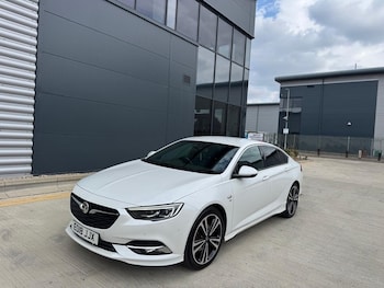 Used Vauxhall Insignia 2018 for sale - 79262374: Photo