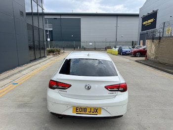 Used Vauxhall Insignia 2018 for sale - 79262374: Photo