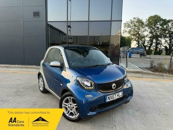 Used smart fortwo 2017 for sale - 79591711: Photo