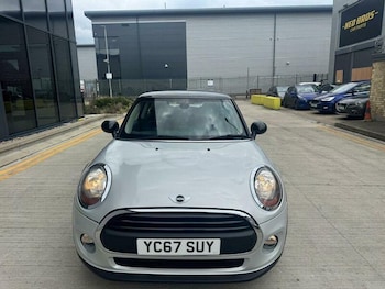 Used MINI Hatch 2017 for sale - 79589982: Photo