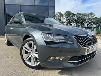 Used Skoda Superb 2017 for sale - 79636114: Photo