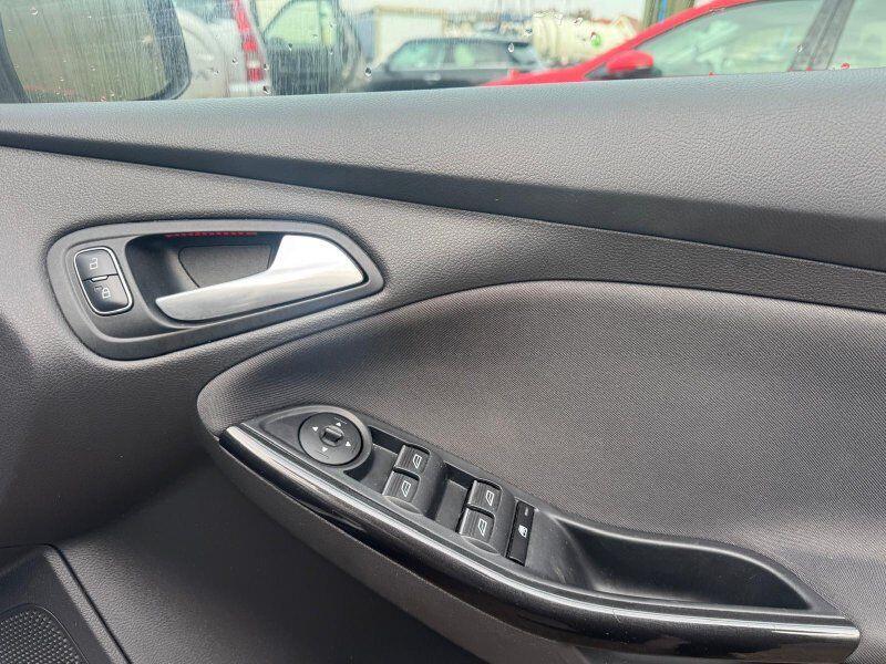Used Ford Focus for sale - 77957588: Photo 27