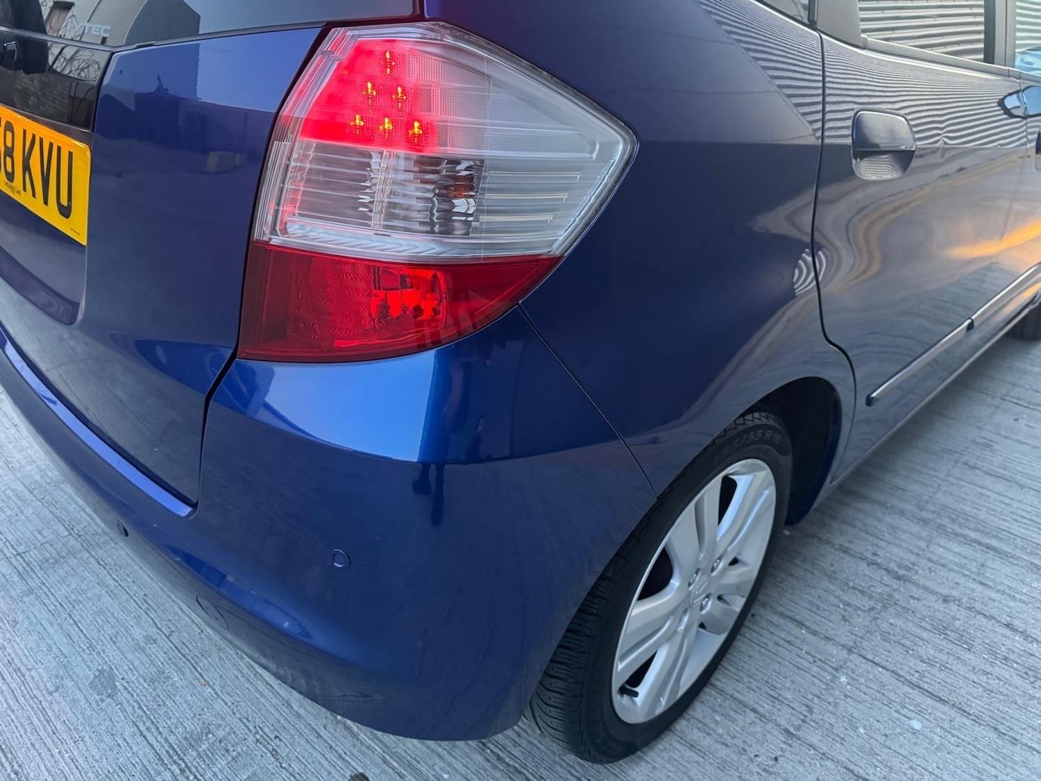 Used Honda Jazz 2009 for sale - 77970088: Photo 8