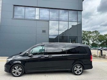 Used Mercedes-Benz V-Class 2016 for sale - 79262343: Photo