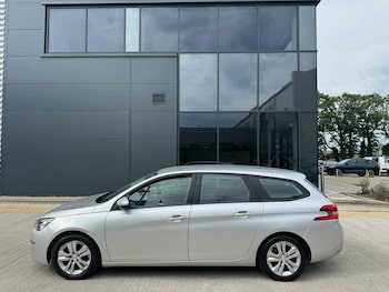 Used Peugeot 308 2016 for sale - 79067053: Photo