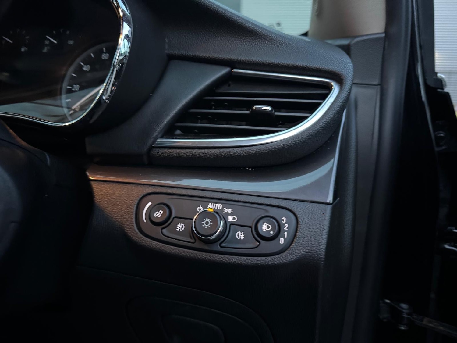 Used Vauxhall Mokka X for sale - 77956984: Photo 22