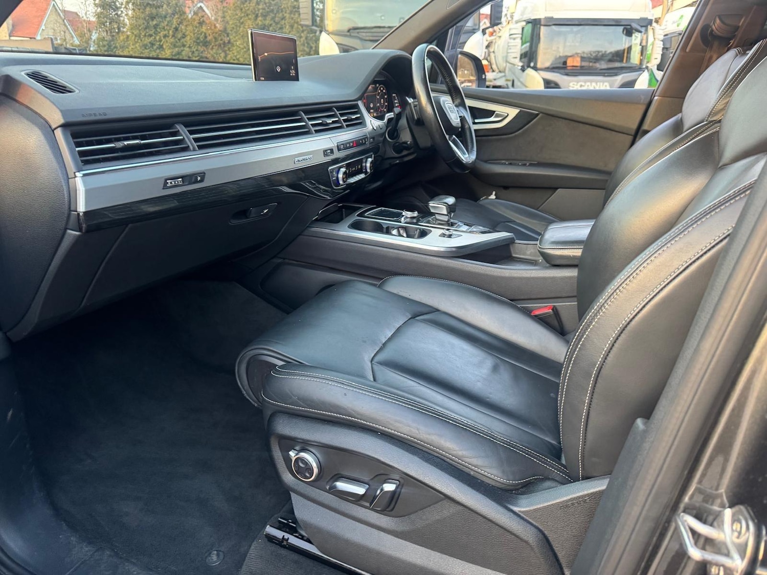 Used Audi Q7 2016 for sale - 77970640: Photo 24