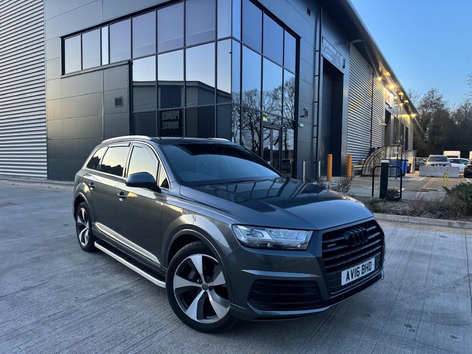 Used Audi Q7 2016 for sale - 77970640: Photo 32