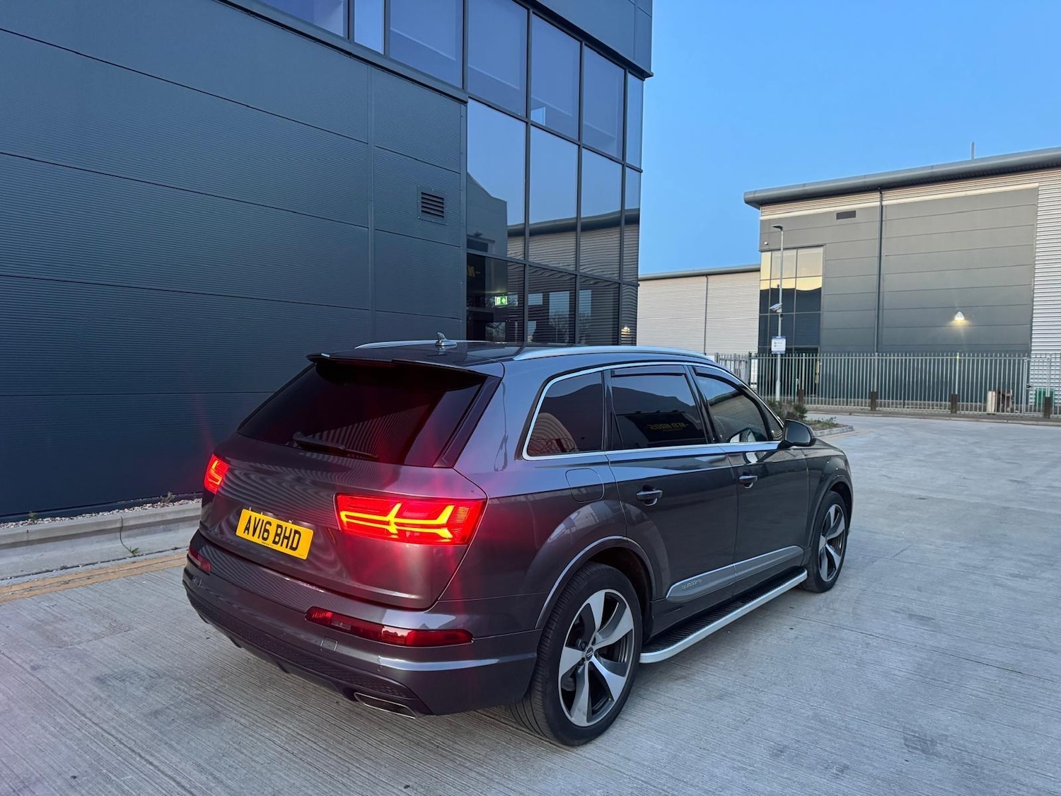 Used Audi Q7 2016 for sale - 77970640: Photo 33