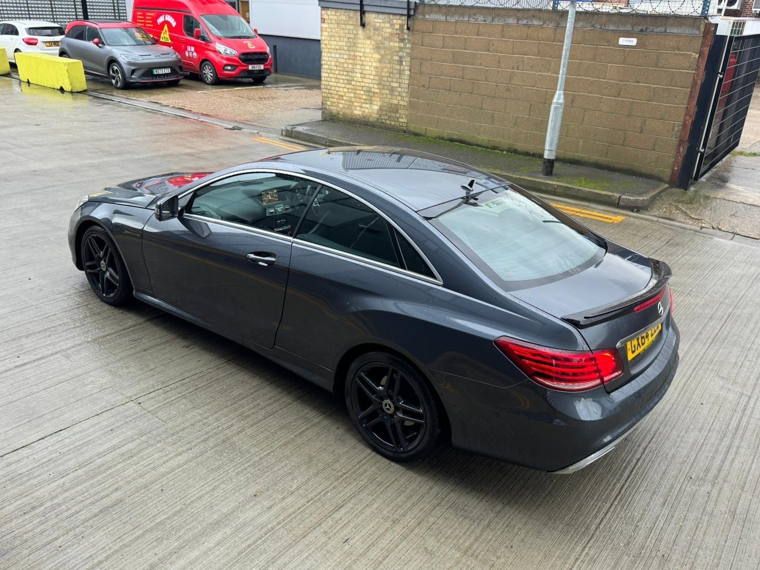 Used Mercedes-Benz E Class for sale - 77958358: Photo 11