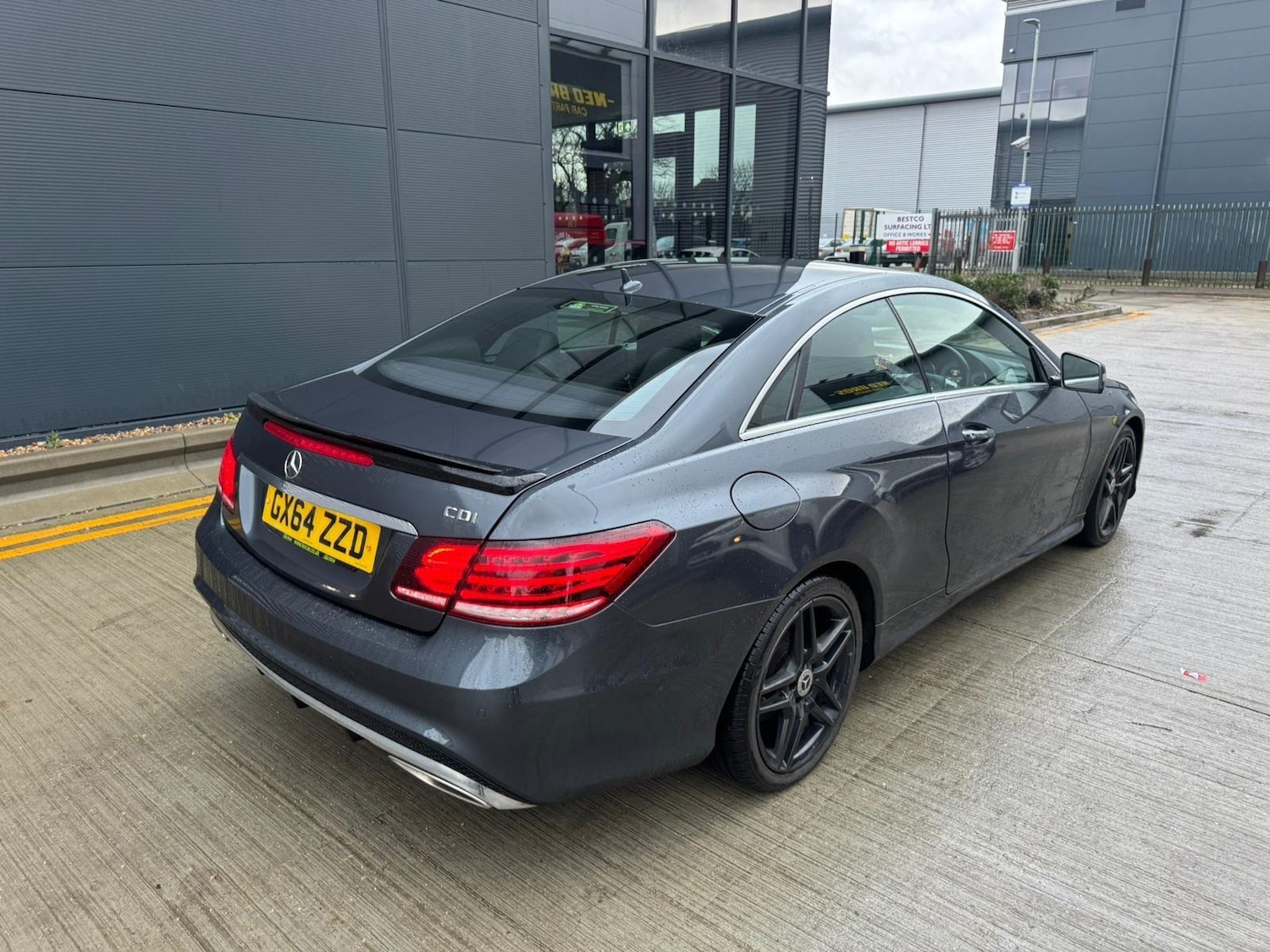 Used Mercedes-Benz E Class for sale - 77958358: Photo 14