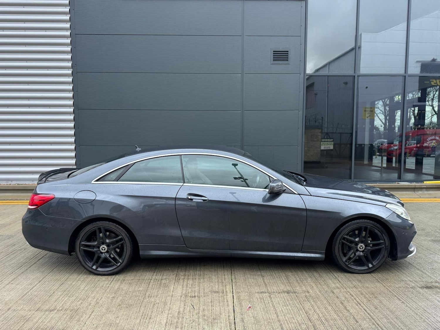 Used Mercedes-Benz E Class for sale - 77958358: Photo 5