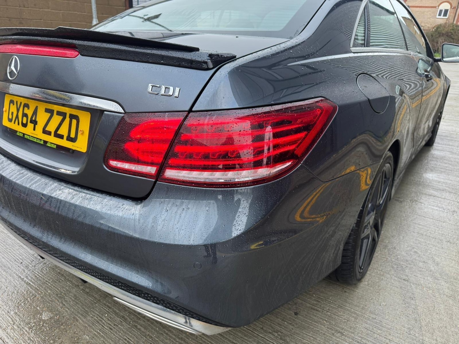 Used Mercedes-Benz E Class for sale - 77958358: Photo 9