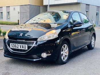 Used Peugeot 208 2012 for sale - 79373130: Photo